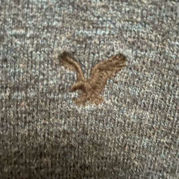 American Eagle V neck sweater large solid navy blue athletic fit collegiate - Picture 3 of 5